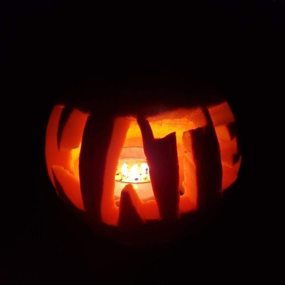 Meet your Posher, Danielle - Picture 1 of 1